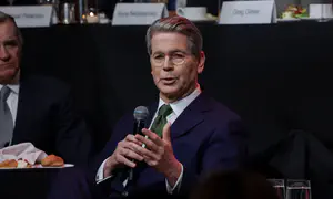 'America is suffocating Iran with naval blockade'
