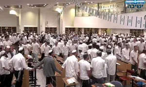 שידור חי מתפילת חג העצמאות בישיבת בית אל