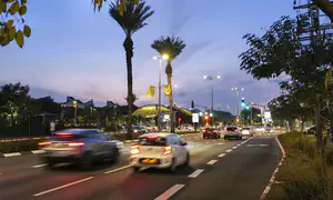 סערה ברעננה: השלט הוסר – ביוזמת העירייה