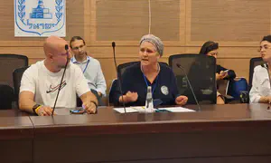 עימות סוער בכנסת: "לא מעבירים סיוע לאויב"