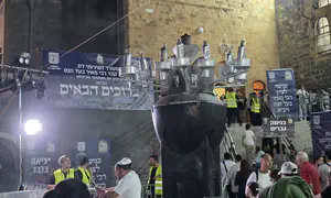 צפו: ההילולה של רבי מאיר בעל הנס