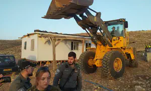 Власти произвели снос в форпосте Гиват-Нода в Гуш-Эционе