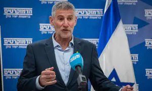 Democrats party leader refuses to apologize for attacking IDF