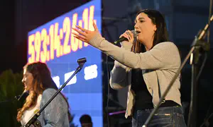 Watch: Israeli Eurovision contestant performs at Hostages Square