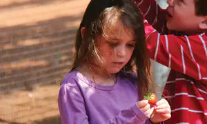 Israeli Girls Survives Against All Odds