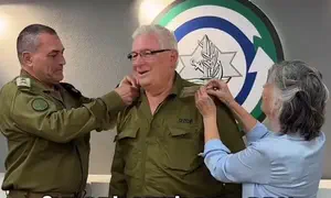 מוסא פלד מצא את הבית הפוליטי שלו