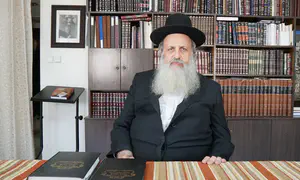 Jewish woman trapped in foreign prison