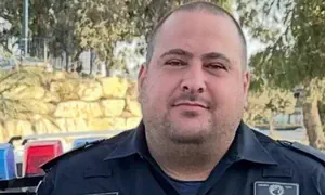 Police volunteer killed during high-speed pursuit