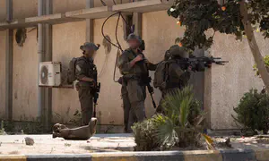 IDF forces operate in and around Khan Yunis hospital