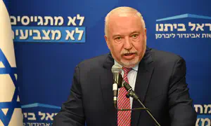 Liberman offers Lapid to form 'new government'