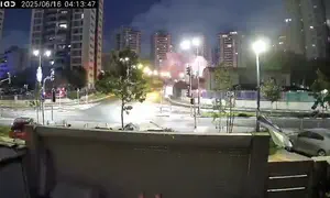 The moment Iranian missile hit Petah Tikva building, killing 4