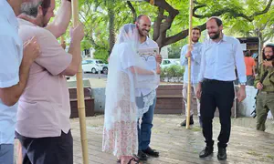 בראש יהודי ארגנו חתונת בזק בלב תל אביב