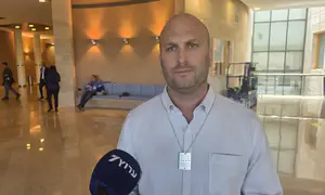 «Непрерывный огонь до тех пор, пока режим в Тегеране не падет»