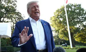 Trump lashes out, warns Israel not to respond to violation
