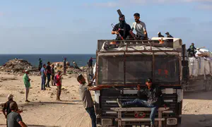 Israel continues to deliver aid trucks to Gaza