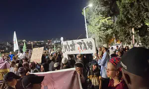 Hundreds protest outside Binyamin Brigade headquarters