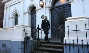 Under 25% of Australians see positive sentiment toward Jews