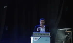סמוטריץ' נשנק מבכי: "תודה רויטל"