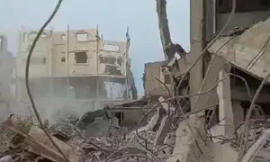 Watch: Abraham Azulay destroys buildings in Gaza