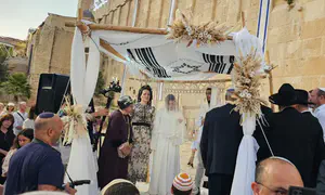 מהשכול לשמחה: החתונה של שרה בחברון