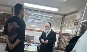 הרב זילברשטיין: כך לנהוג כשנכנס מחבל