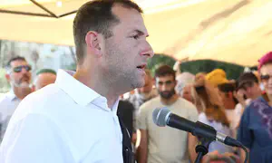 "משה זר - דמות תנ"כית של מהפכן בעל חזון"