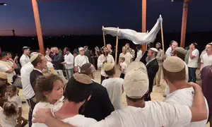 "פתח שערי שמים" - למען אבינתן