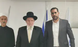 Chief Rabbi hosts Druze Sheikh