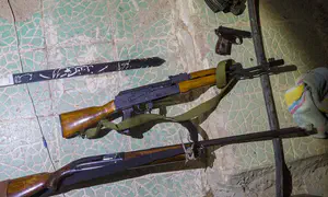 IDF apprehends weapons dealers in southern Syria