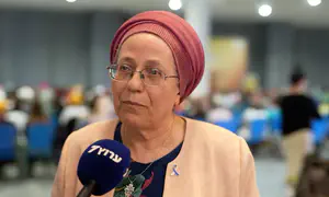 סטרוק חושפת: הבקשה שנתניהו שקל ברצינות