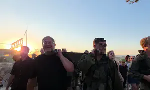 Watch: Itamar Ben Gvir joins son's 'beret march'
