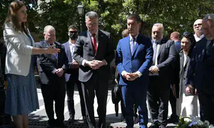 Gideon Sa'ar honors Chișinău Ghetto victims in Moldova ceremony