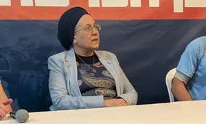 'Decisive victory or resignation from the government'