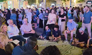 לזכור את אבל החורבן - ולהמשיך לבחור בחיים