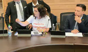 "את אישה רעה, כולך רוע"
