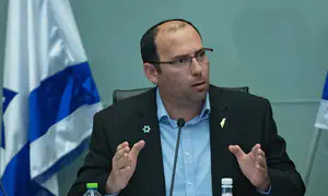 Australia cancels MK Rothman's visa