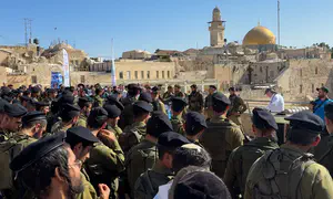 מסע כומתה, דמעות וגאווה