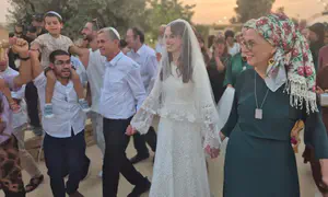 Message of hope to a hostage at his sister's wedding