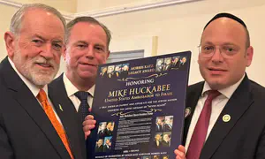 Mike Huckabee recognized with Morris Katz Legacy Award