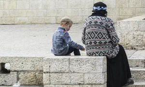 At peak of summer vacation: 2,160 in Jerusalem wait for food aid