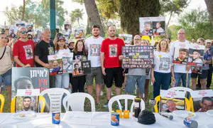 Captivity survivors urge Katz to bring hostages home