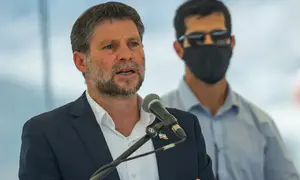 Order a charge into Gaza, we'll have victory before winter