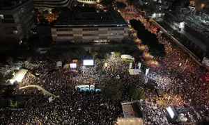 Hundreds of thousands gather to call for release of hostages