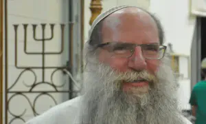 לזכר רבם: הסרטון המיוחד של בני הזוג