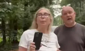 Жена накричала на еврея-соседа - муж лишился работы