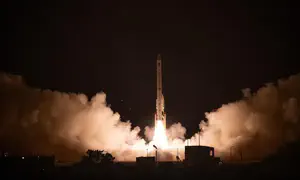 Israel successfully launches Ofek 19 satellite into space