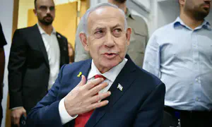 אחשוב על בקשת חנינה, לא אודה באשמה