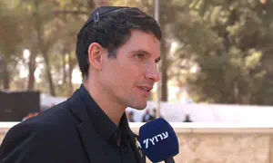 עלא דקה מזועזע - ידין גלמן משיב