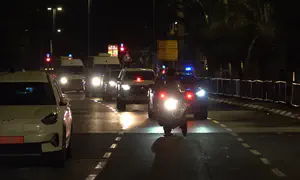 Red Cross on way to receive bodies of 2 hostages