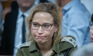 המסר לפצ"רית: לעזוב את הארץ